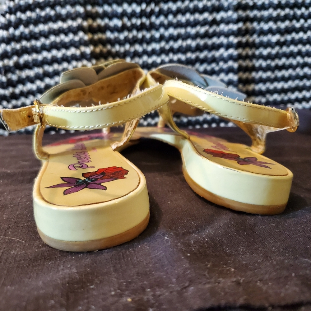 Poetic License "My Haven" Nude Beige Flower Leather Slingback Sandals Flat Shoes - Picture 9 of 15